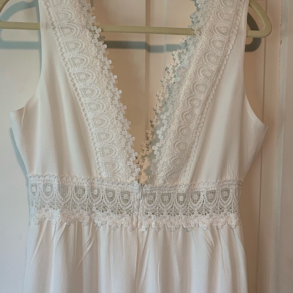 Boho Beach Hut White Maxi Dress - Picture 2 of 4